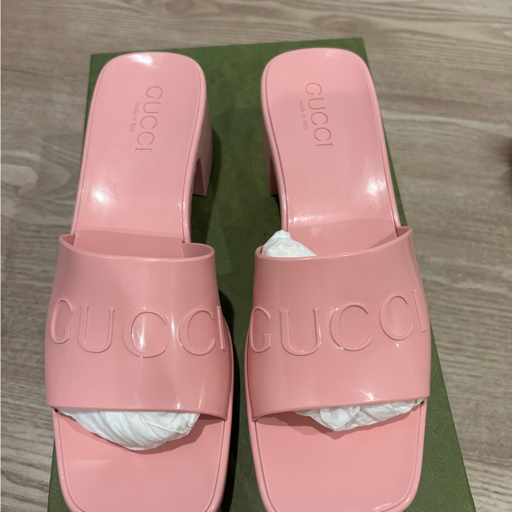 Gucci shoes